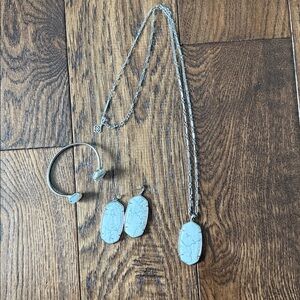 Kendra Scott Silver and White Marble Jewelry Set